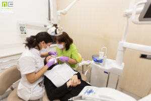 ¿Qué hace que una primera visita en el Centre Dental M. Castellsagué sea de tan alta calidad? 0